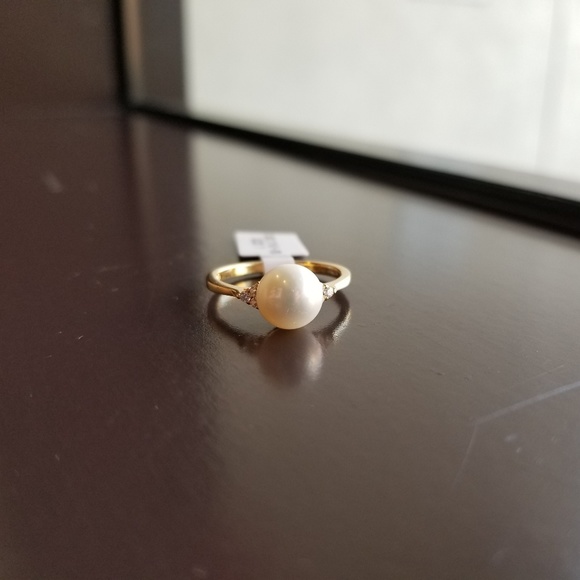 18kt Gold and Natural Pearl Ring - Picture 2 of 7